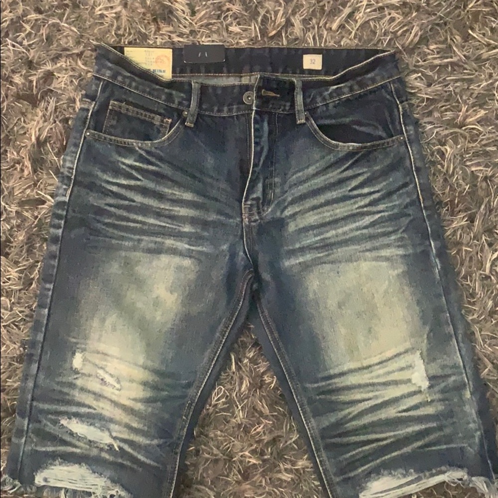 Men’s Denim Blue Short Jeans 32